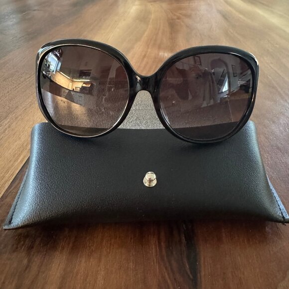 Authentic Gucci GG0080SK sunglasses - Picture 2 of 7